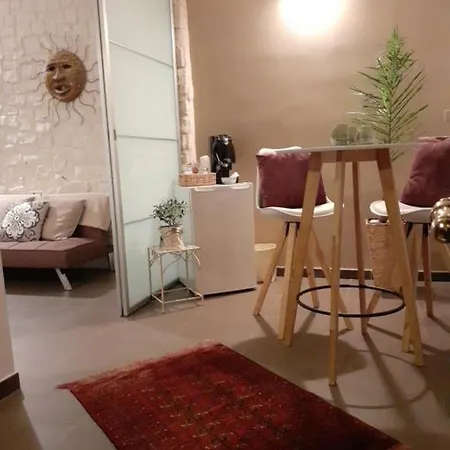 Πανσιόν La Casa Delle Palme *